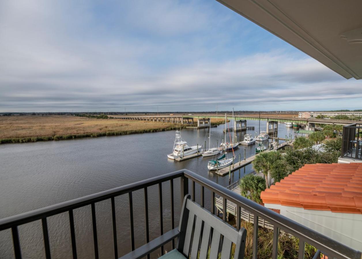 Oaks On The River Darien Exterior photo